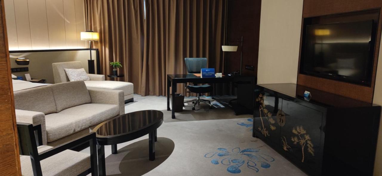 Chongqing Ronghui Grand Hotel Luaran gambar